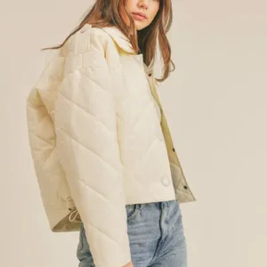 Cropped Quilted Puffer Jacket – Stylish & Warm Fall/Winter Outerwear for Women
