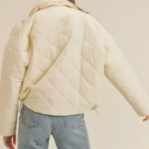 Cropped Quilted Puffer Jacket – Stylish & Warm Fall/Winter Outerwear for Women