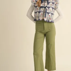 Quilted Puff Flutter Sleeve Floral Print Vest – Stylish & Comfortable Women’s Outerwear